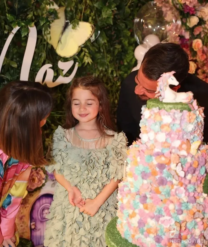 Tek celsede boşanmışlardı... Buse Terim ve Volkan Bahçekapılı kızları için bir araya geldi! 6