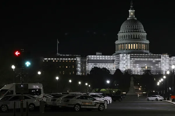 kremlinden-zelenskiynin-abd-ziyareti-hakkinda-flas-aciklama-olumlu-bir-sonuc-beklemiyoruz-1671619177543.jpg Kremlin'den Zelenskiy'nin ABD ziyareti hakkında flaş açıklama! Olumlu bir sonuç beklemiyoruz - 4