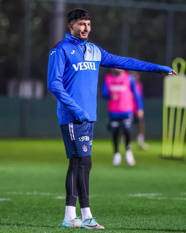 trabzonspor-corum-fk-canli-izle-6-aralik-ts-corum-fk-maci-full-hd-kesintisiz-sifresiz-izleme-ekrani-1701886652076.jpg Trabzonspor-Çorum maç özeti | 6 Aralık TS-Çorum FK mücadelesi kaç kaç bitti?