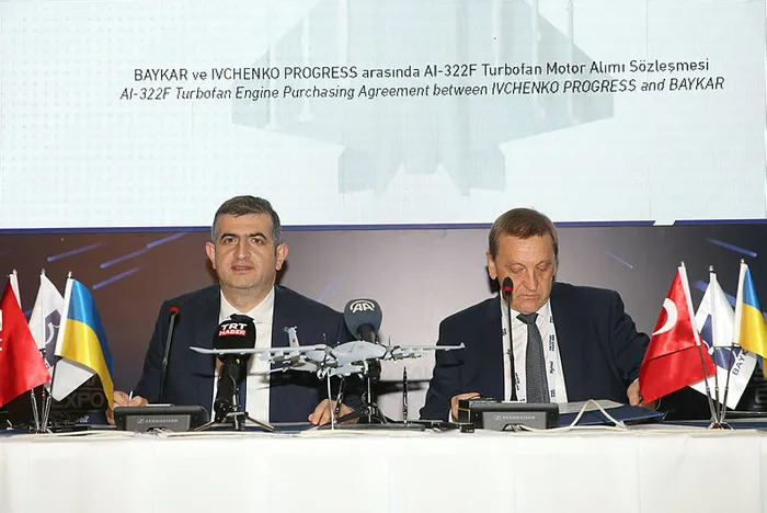 Baykar'ın insansız savaş uçağına Ukrayna motoru "AI-322F" güç verecek - 5