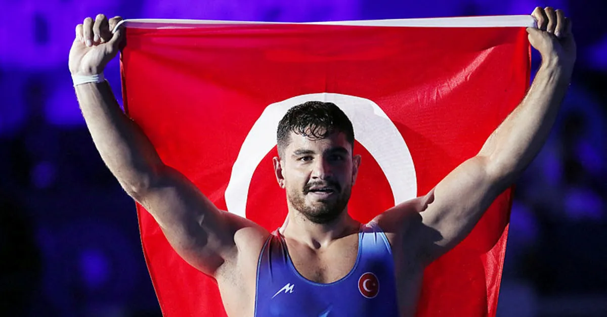 Taha Akgül 3. kez dünya şampiyonu oldu