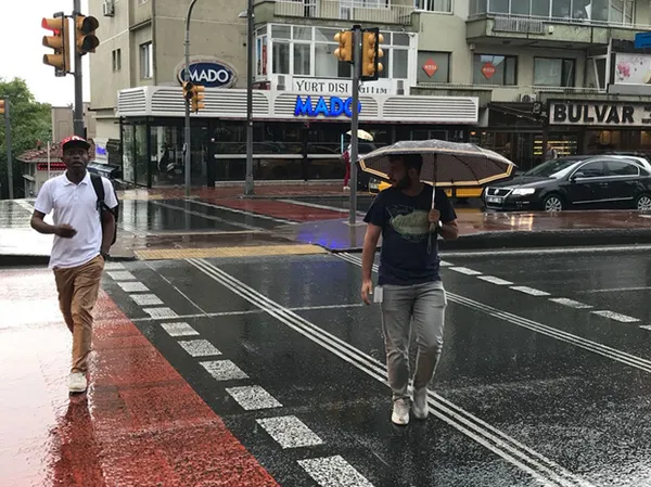 Beklenen yağış başladı! Peki İstanbul'da yağış ne kadar sürecek? - 3