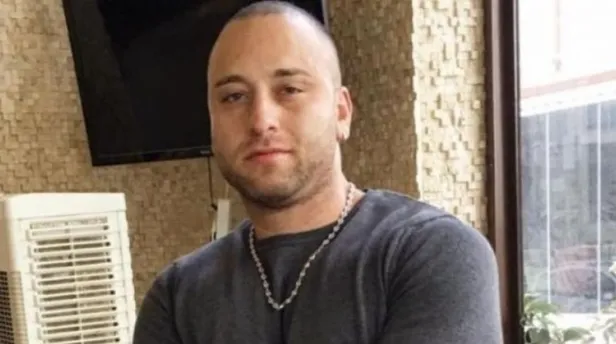 3t-taner-oldu-mu-survivor-tanere-ne-oldu-taner-tolga-tarlaci-intihar-mi-etti-taner-tolga-tarlaci-kimdir-kac-ya-1666785900286.jpg 3T Taner öldü mü? Survivor Taner'e ne oldu? Taner Tolga Tarlacı intihar mı etti? Taner Tolga Tarlacı kimdir, kaç yaşında? - 3