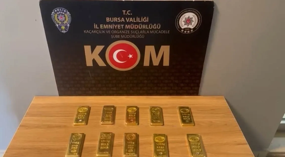 Adreslerden 10 kilo külçe altın çıktı - 2