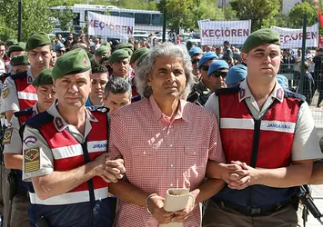 FETÖ'cülerin üç maymun oyunu