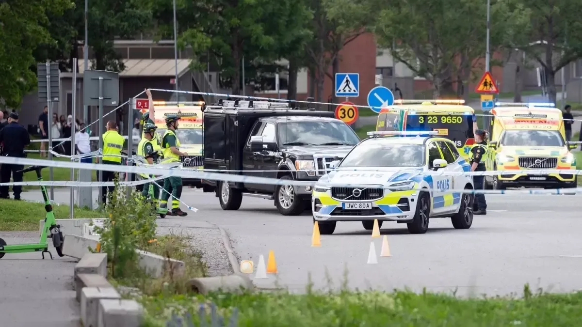 İsveç'te cuma namazı çıkışı bıçaklı saldırı: 2 kişi yaralandı