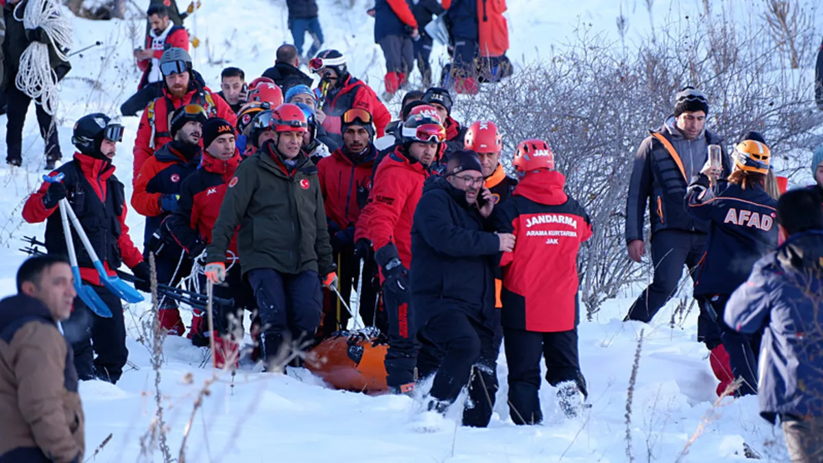 Palandöken'deki çığ faciasına yakalanan sporcular dehşeti anlattı