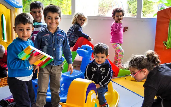 Son dakika: Yüz yüze eğitime bir gün ara verilecek! İstisna durumdaki memurlar izinli sayılacak...Valilikler açıkladı