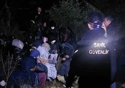 Çanakkale Ezine'de 1'i çocuk 31 düzensiz göçmen yakalandı