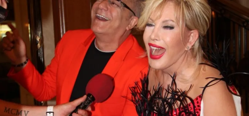 Mehmet Ali Erbil'in "Bir zamanlar aşk yaşadık" iddialarına Emel Sayın'dan cevap