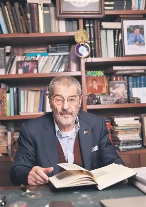 Sadık Albayrak’tan ulemanın izinde 9 ciltlik dev eser: Osmanlı’nın zihin mirası gün yüzünde - 1