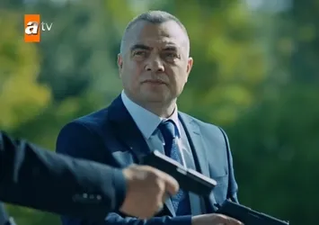 Eşkıya Dünyaya Hükümdar Olmaz'da Rüstem ölüyor