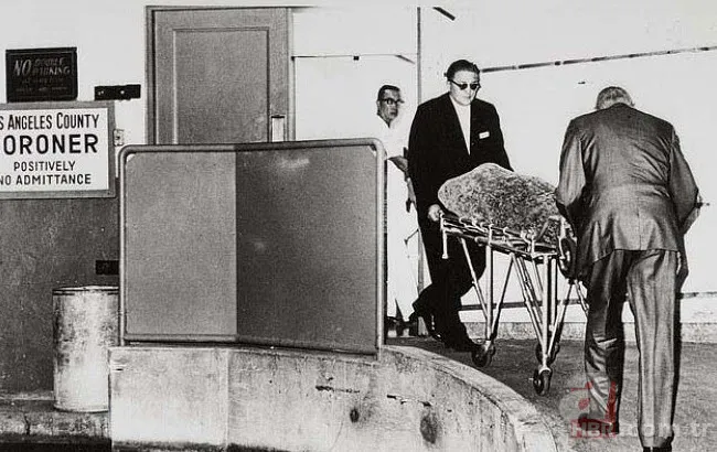 Marilyn Monroe hakkında gerçekler ortaya çıktı: Çıplak cesedinin... 4