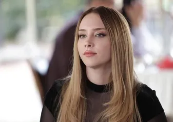 Aşk-ı Memnu'nun Pelin'i Hayal Köseoğlu aşkını ilan etti