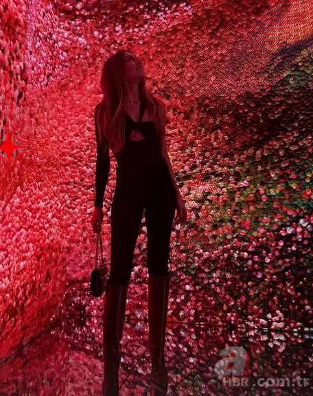 2017'deki pozun aynısı! Sinem Kobal Aslı Enver ve Fahriye Evcen bir araya geldi 8