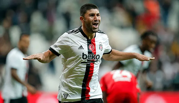 Dolmabahçe’de görkemli gece! Beşiktaş 4-1 Alanyaspor MAÇ SONUCU-ÖZET