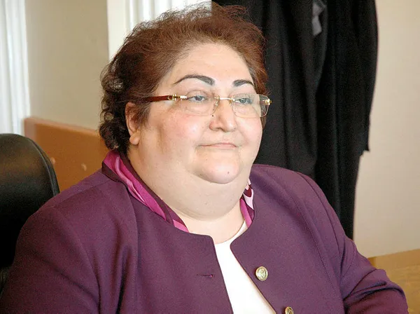 guldal-aksit-kimdir-kac-yasindaydi-nereli-eski-kultur-ve-turizm-bakani-guldal-aksit-kim-1638518145823.jpg Güldal Akşit kimdir, kaç yaşındaydı, nereli? Eski Kültür ve Turizm Bakanı Güldal Akşit kim? - 1