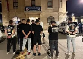 Sultangazi'de konvoy yapan sürücülere ceza