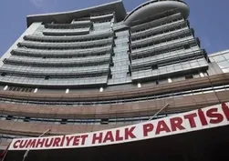 CHP İstanbul'da Gürsel Tekin'in görevi sona erdi
