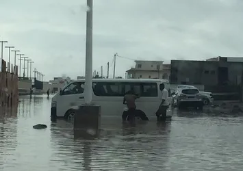 Cibuti'ye 1 günde 2 yıllık yağmur yağdı