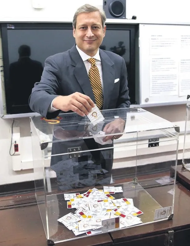 Galatasaray yeni başkanını seçti! 38. Başkan Burak Elmas