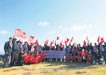 Kıbrıs gazileri sınır bölgesinde