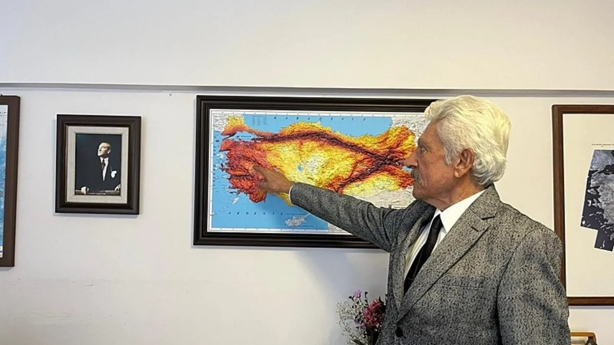 Deprem fırtınası yaşanan Sındırgı için dikkat çeken uyarı! Uzman isim 2 etkeni açıkladı | Sındırgı depremi İstanbul'u etkiler mi?