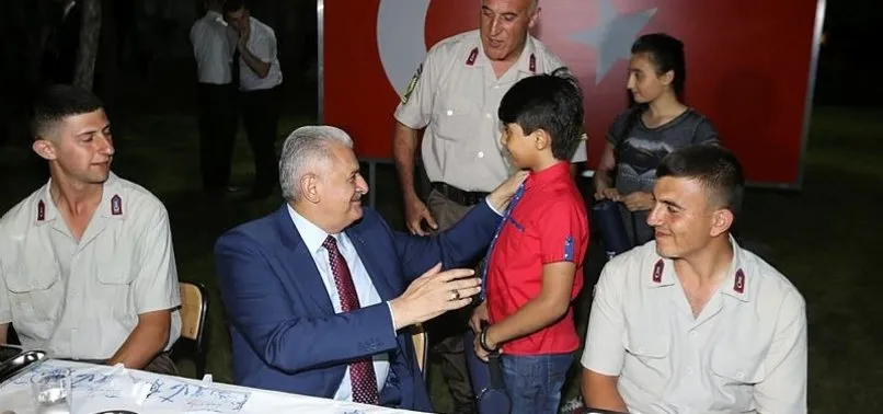 BAŞBAKAN YILDIRIM'A SEVGİ SELİ!