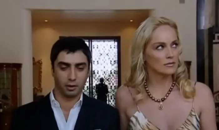 kurtlar-vadisinde-oynamisti-unlu-yildiz-sharon-stonedan-yillar-sonra-itiraf-1714814566253.jpg Kurtlar Vadisi'nde oynamıştı! Ünlü yıldız Sharon Stone'dan yıllar sonra itiraf! Senaristten cevap gecikmedi - 3