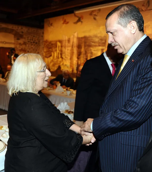Son dakika | Yazar Alev Alatlı hayatını kaybetti - 4