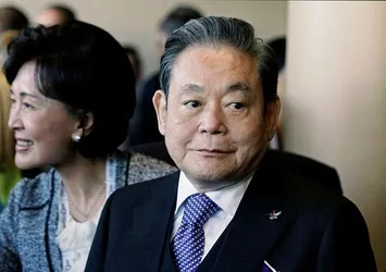 Samsung'un Yönetim Kurulu Başkanı Lee Kun-Hee hayatını kaybetti