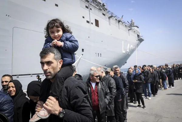 TCG Anadolu gemisinde bayram yoğunluğu