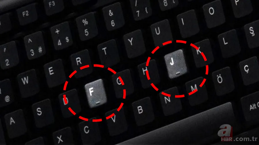 İlk kez duyacaksınız! Meğer klavyedeki J ve F harflerinin üzerindeki çizgiler bu işe yarıyormuş! 1