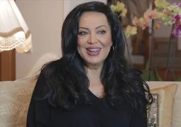 Türkan Şoray çok sevilmesinin sırrını açıkladı