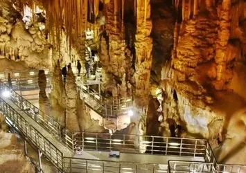 Karaca Mağarası'na akın! 5 ayda 100 bini aşkın ziyaretçiyi ağırladı
