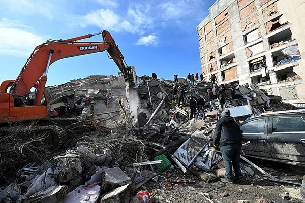 Devletin tüm imkanları milletinin hizmetinde! Ticaret Bakanlığı’ndan e-Ticaret deprem seferberliği