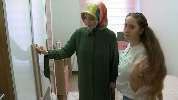 Başkan Erdoğan'a şiir yazan Ecemsu'nun ailesinden flaş açıklama! İşte yıllar önce çekilen fotoğrafın anısı - 2