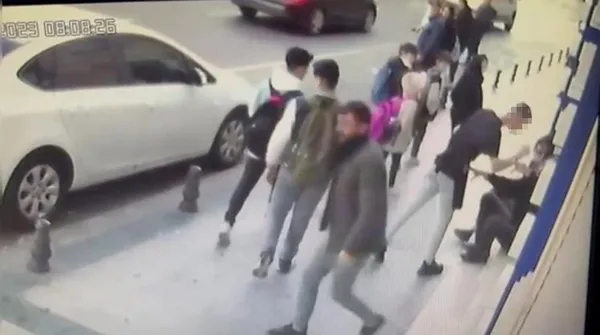 Beyoğlu'nda akılalmaz olay! Kalemle katil oldu - 4