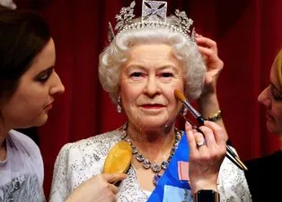 İngiltere Kraliçesi 2. Elizabeth’in tahttaki 70’inci yılı kutlaması için 16 binin üzerinde sokak partisi yapılacak
