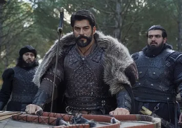 Kuruluş Osman'da Osman Bey Lucas'ın cezasını kesiyor!