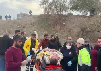 Devrilen motosikletin sürücüsü yaralandı