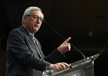 Juncker İngilizlere sert çıktı