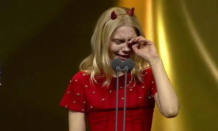 Aleyna Tilki’nin gözyaşları 45. Altın Kelebek Ödül Töreni’ne damga vurdu