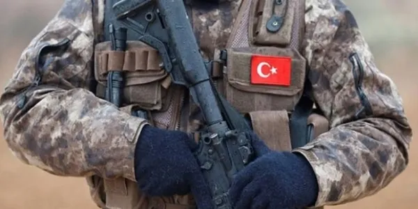 AK Parti Sözcüsü Ömer Çelik’ten Papa ziyaretindeki skandal haritaya sert tepki! Türkiye Cumhuriyeti hesabını soracaktır