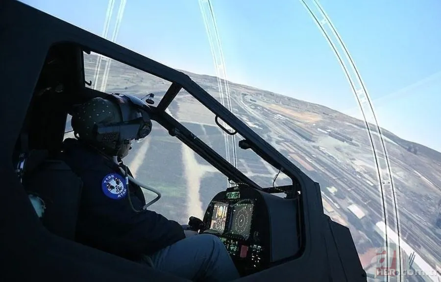 Atak pilotlarını önce teknoloji uçuracak 4