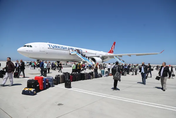 Başkan Erdoğan Rize-Artvin Havalimanı'nı uçağın kokpitinden inceledi - 5