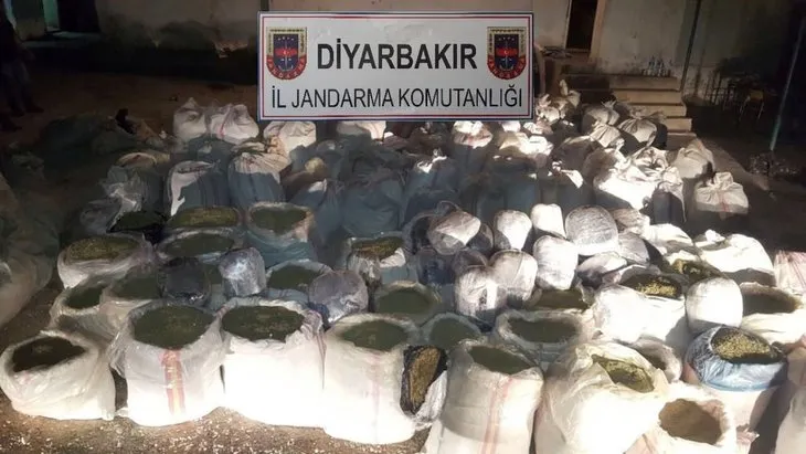 Diyarbakır’da PKK’nın ’bombalı saldırı’da kullanacağı 5 araç ele geçirildi