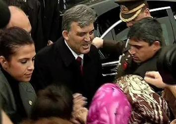 Şehit polis Şerife Özden Kalmış, Hayrünnisa Gül'ün korumalığını yapmıştı