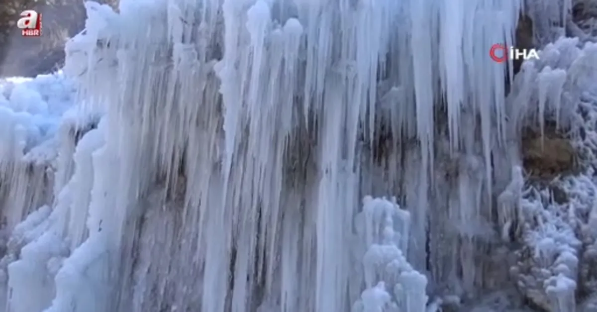 Batman'da şelale dondu