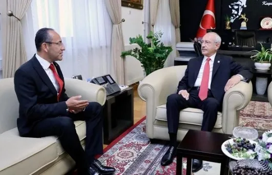 İstinaf Mahkemesi CHP'nin eski Urla Belediye Başkanı Burak Oğuz'un cezasını onadı - 3